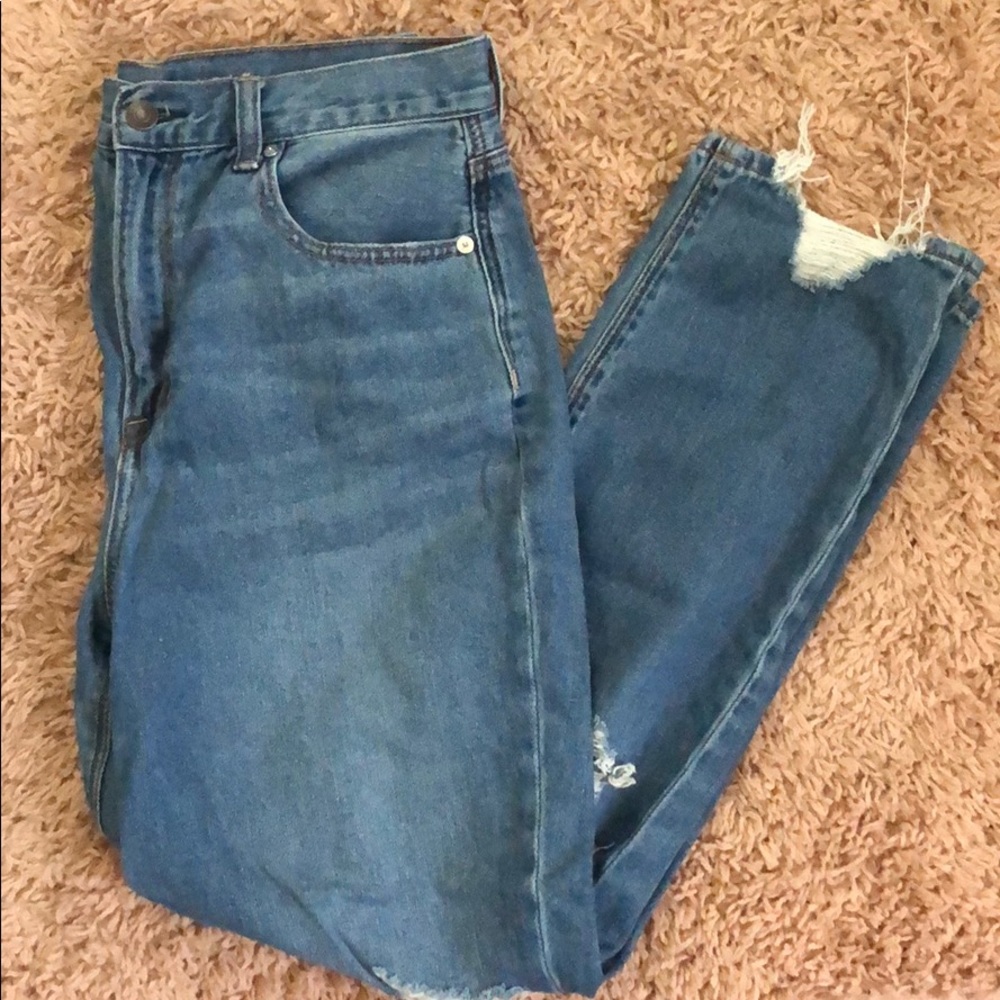 American Eagle Distressed Mom Jeans